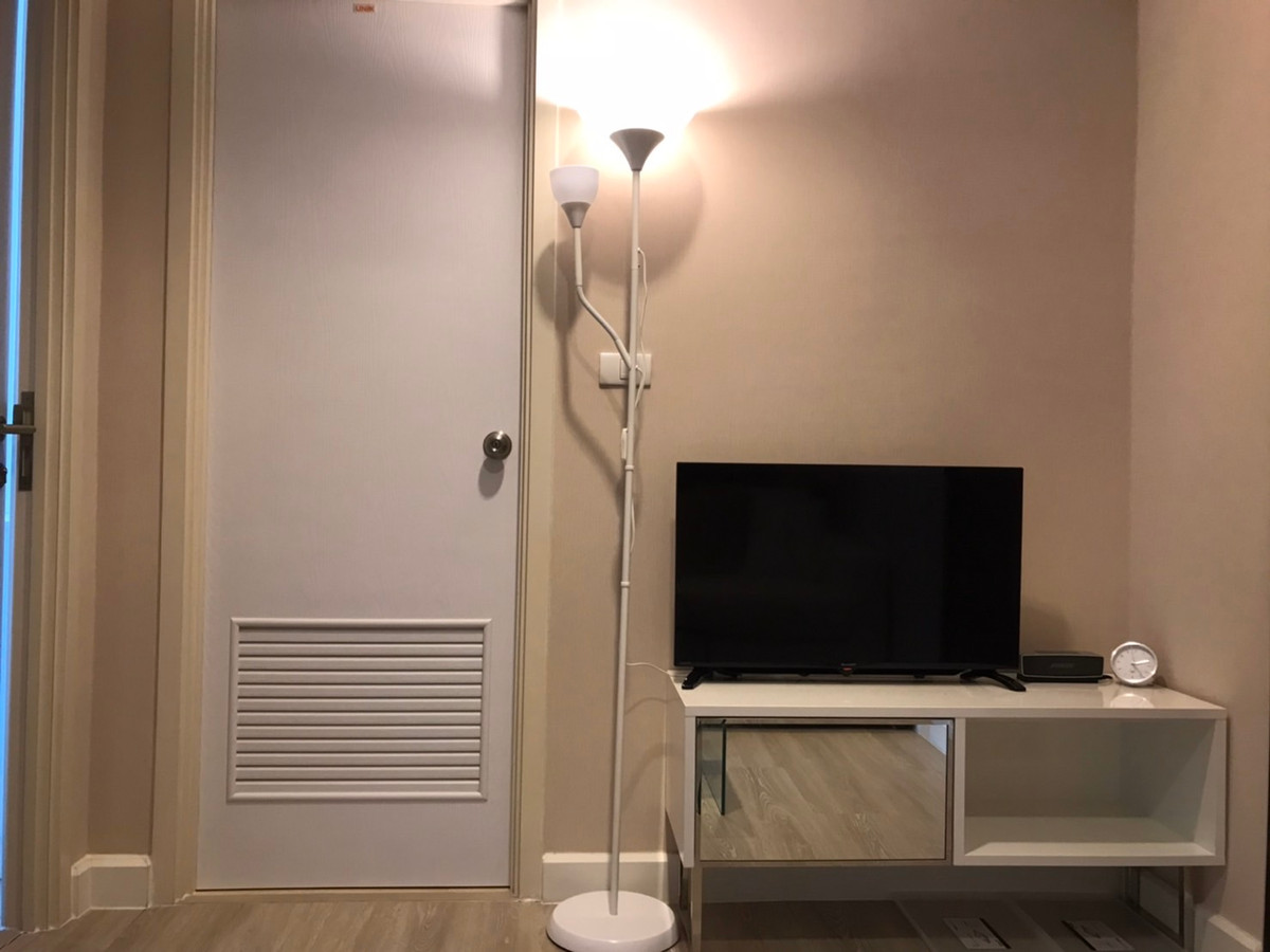 ขายคอนโดเกษตรศาสตร์ รัชโยธิน : ขายถูกมาก ถูกที่สุด!!!! คอนโด Metro Luxe เกษตร เฟอร์ครบ พร้อมอยู่