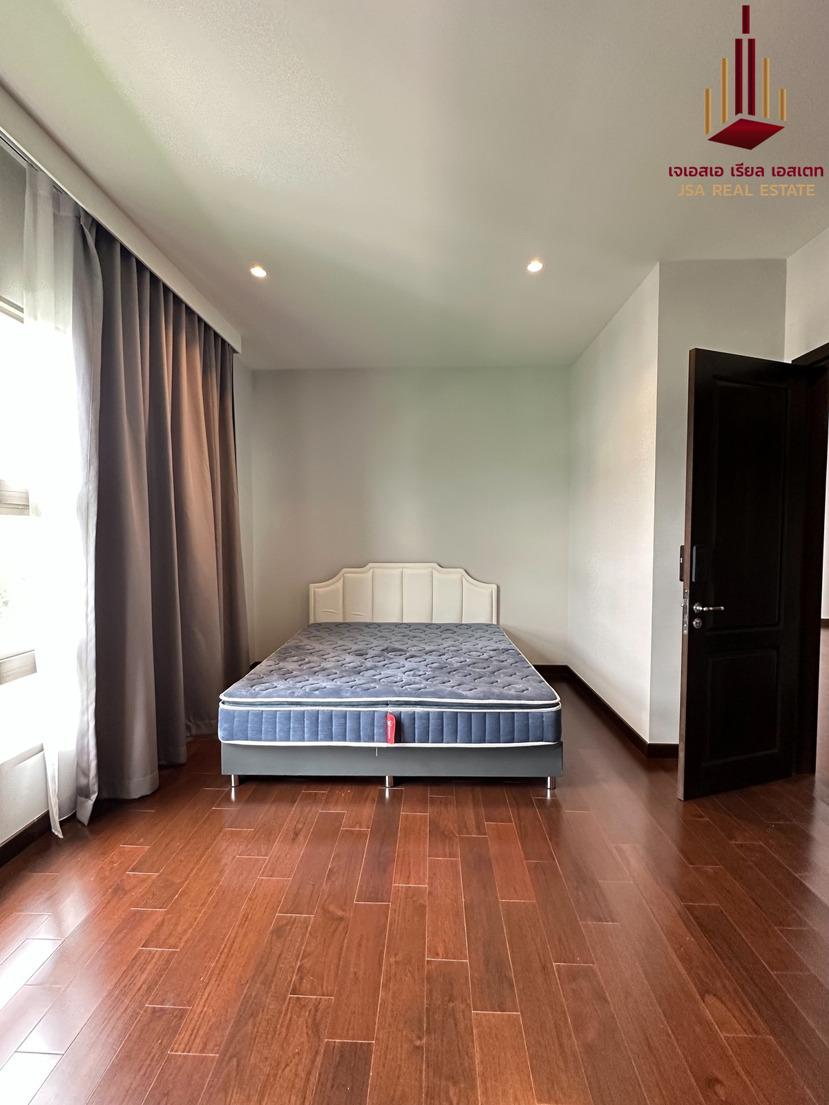 ขายบ้านลาดกระบัง สุวรรณภูมิ : ✨ For Sale : Perfect Masterpiece Sukhumvit 77 ✨ 💰 only 40,000,000 thb