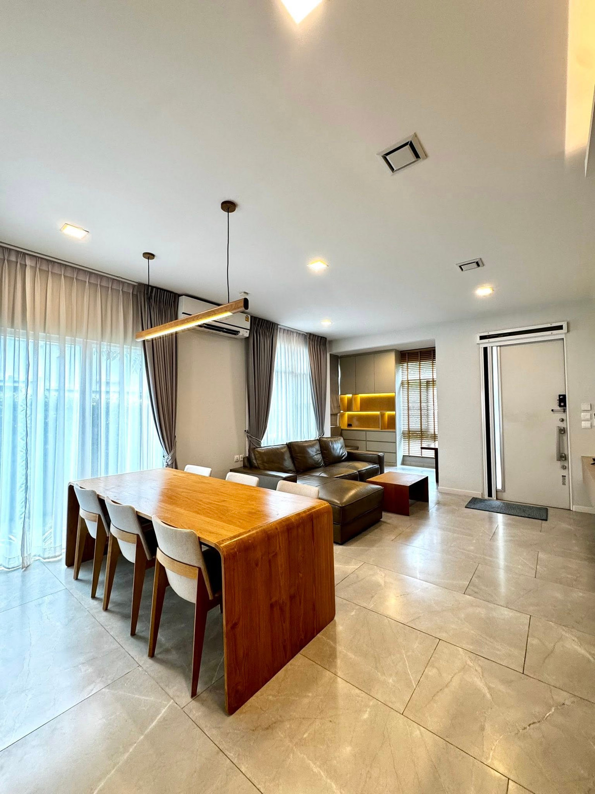 ให้เช่าบ้านลาดกระบัง สุวรรณภูมิ : 🏡✨ ให้เช่าบ้านเดี่ยวหรู บ้านมือหนึ่ง โครงการใหม่ • มัณฑนา บางนา–วงแหวน (รามคำแหง 2)