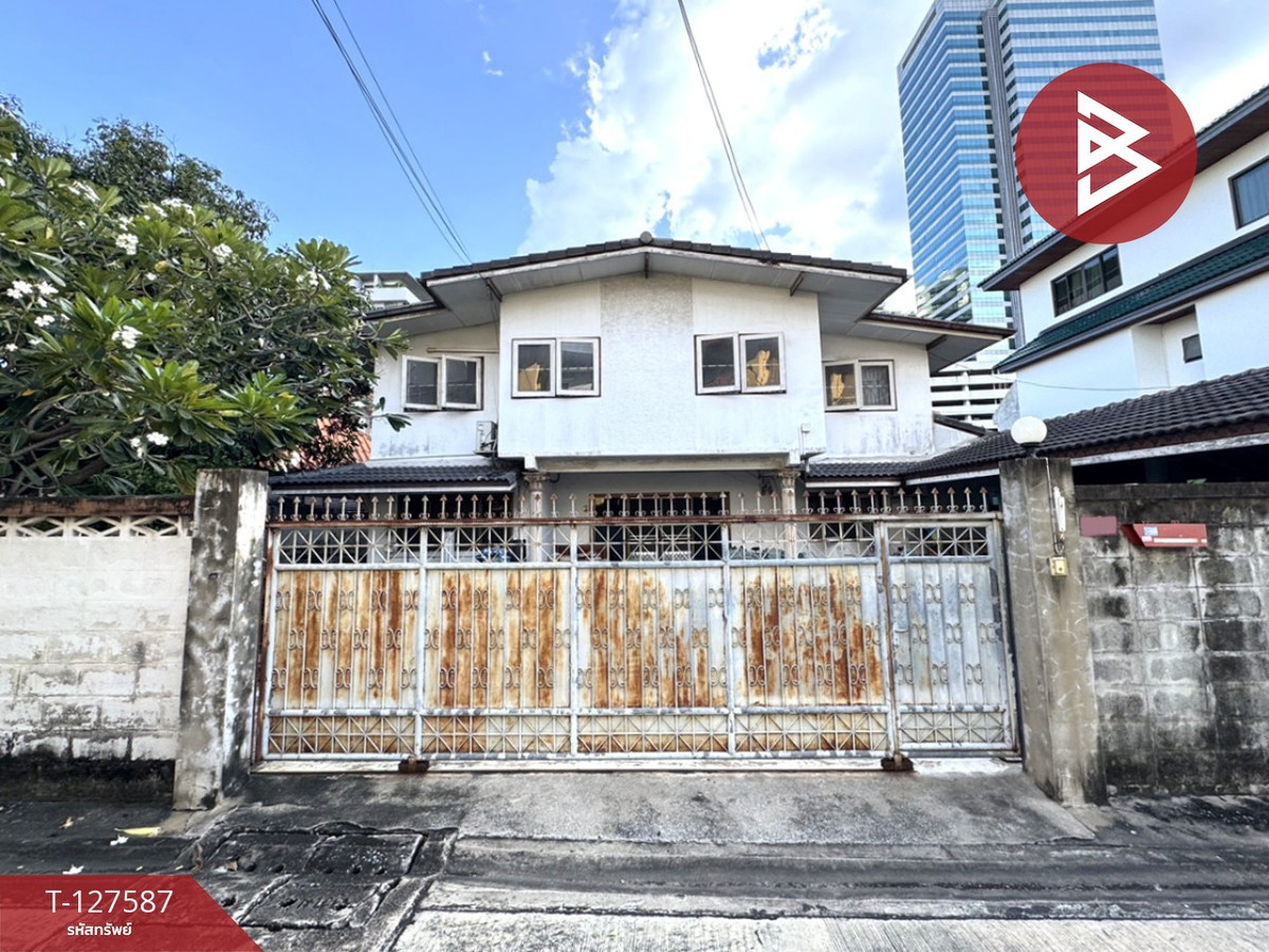 For SaleHouseRatchadapisek, Huaikwang, Suttisan : Single house for sale, area 1 ngan 12 sq m, Huai Khwang, Bangkok