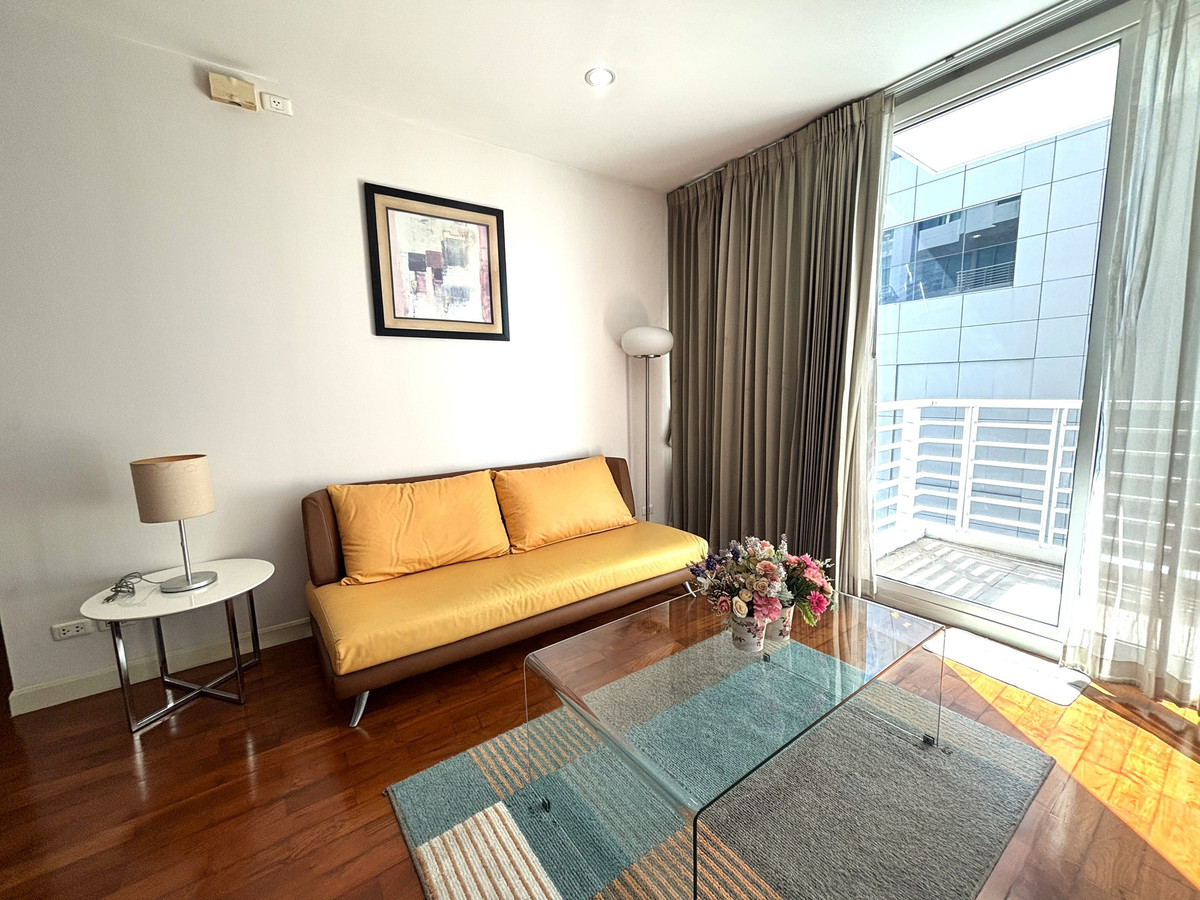For RentCondoSukhumvit, Asoke, Thonglor : Ultimate Living in the Heart of Phrom Phong – Spacious 2BR at Siri Residence Sukhumvit 24 ✨