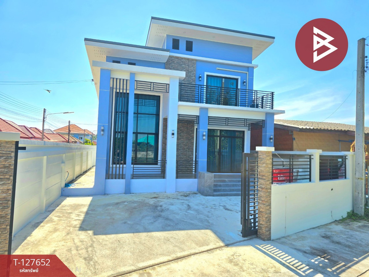 For SaleHouseNakhon Pathom : Urgent sale, 2-story detached house, area 51 square meters, Nong Din Daeng Subdistrict, Nakhon Pathom.