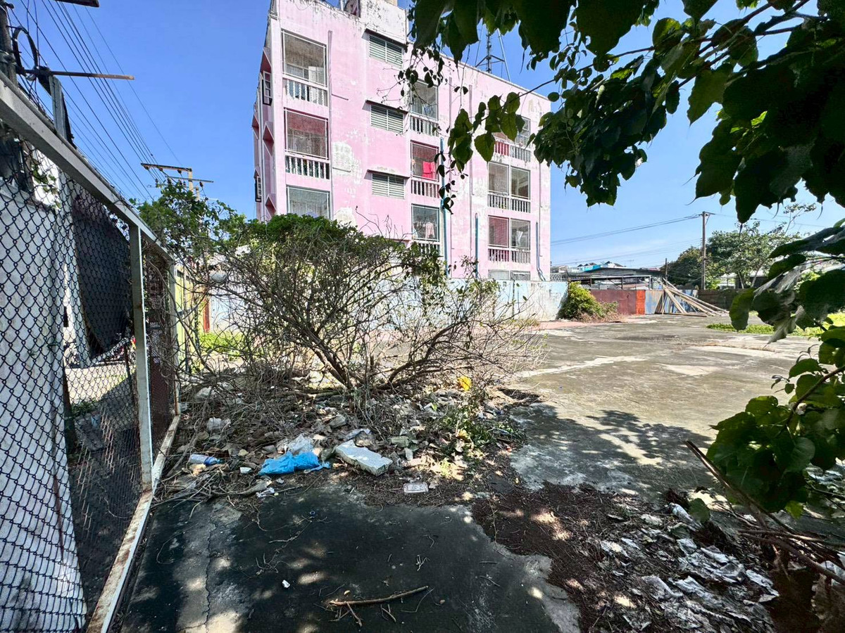 For SaleLandBangna, Bearing, Lasalle : Land for sale, already filled, Soi Lasalle 26, good location, 250 meters from the entrance of the alley (N.1930)