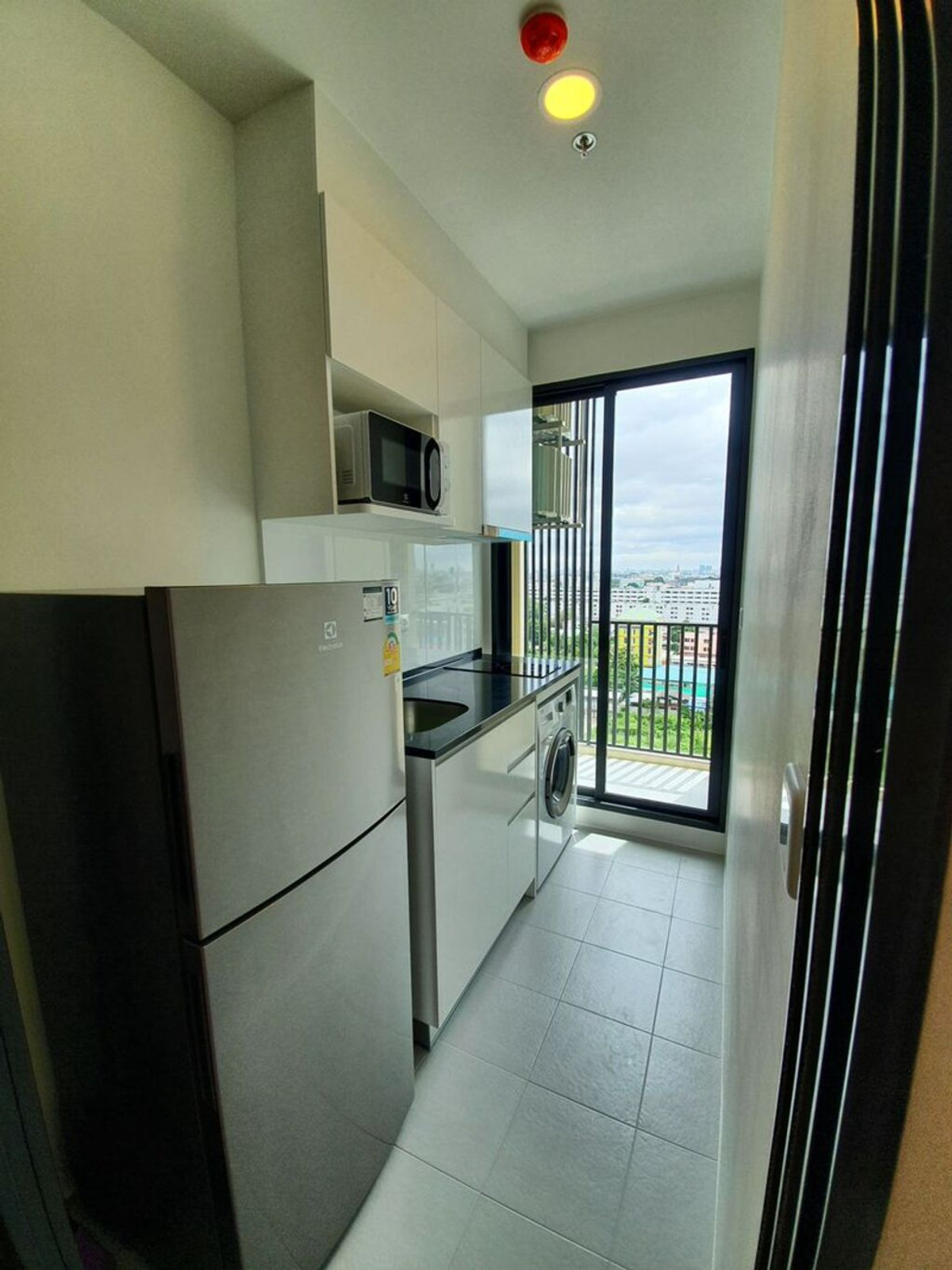 For RentCondoKasetsart, Ratchayothin : For Rent Chewathai Kaset-Nawamin Unit 38/209 (Available 1/1/69)