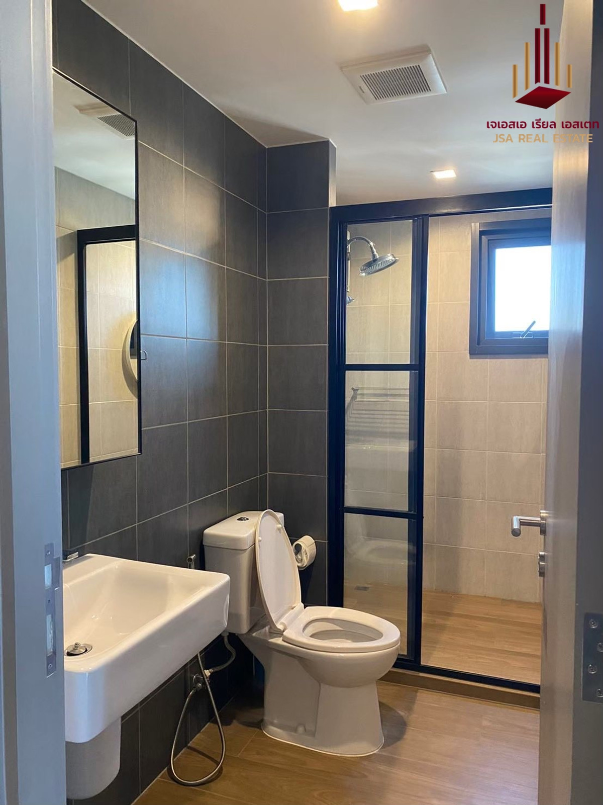 For RentCondoRama9, Petchburi, RCA : ✨ For Rent : The Base Garden Rama 9 Condo ✨ 💰 Only 25,000 thb/month