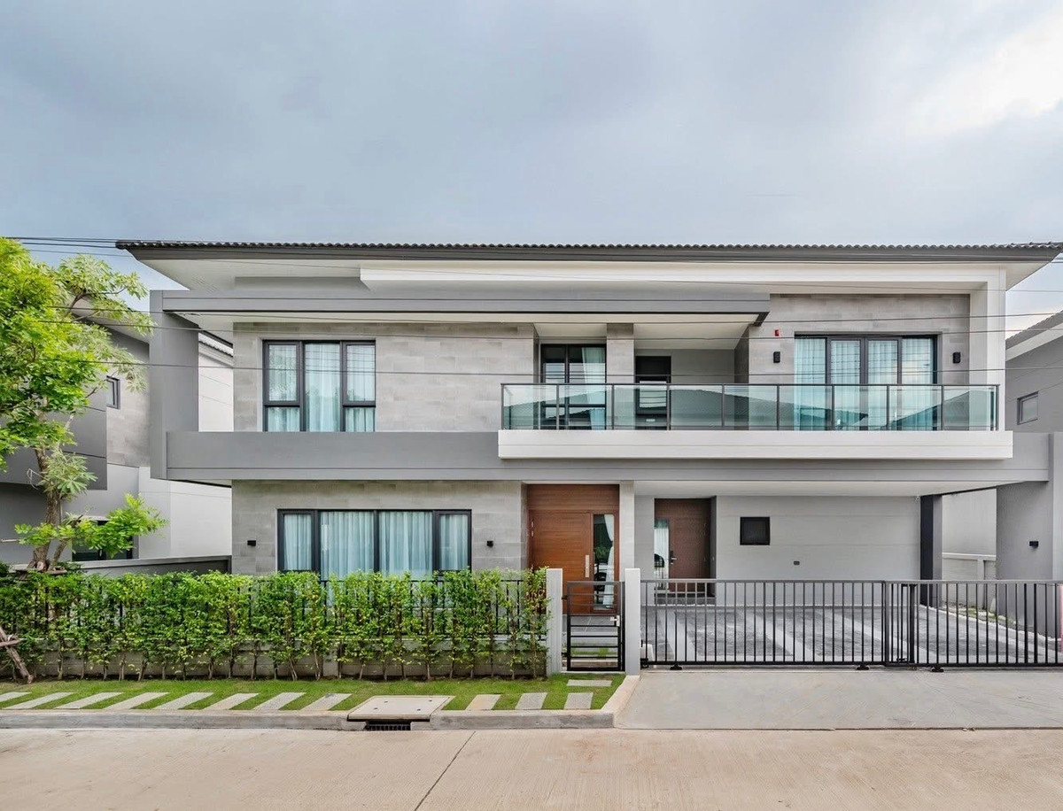 For RentHouseBangna, Bearing, Lasalle : 💥For rent 100,000 baht single house 