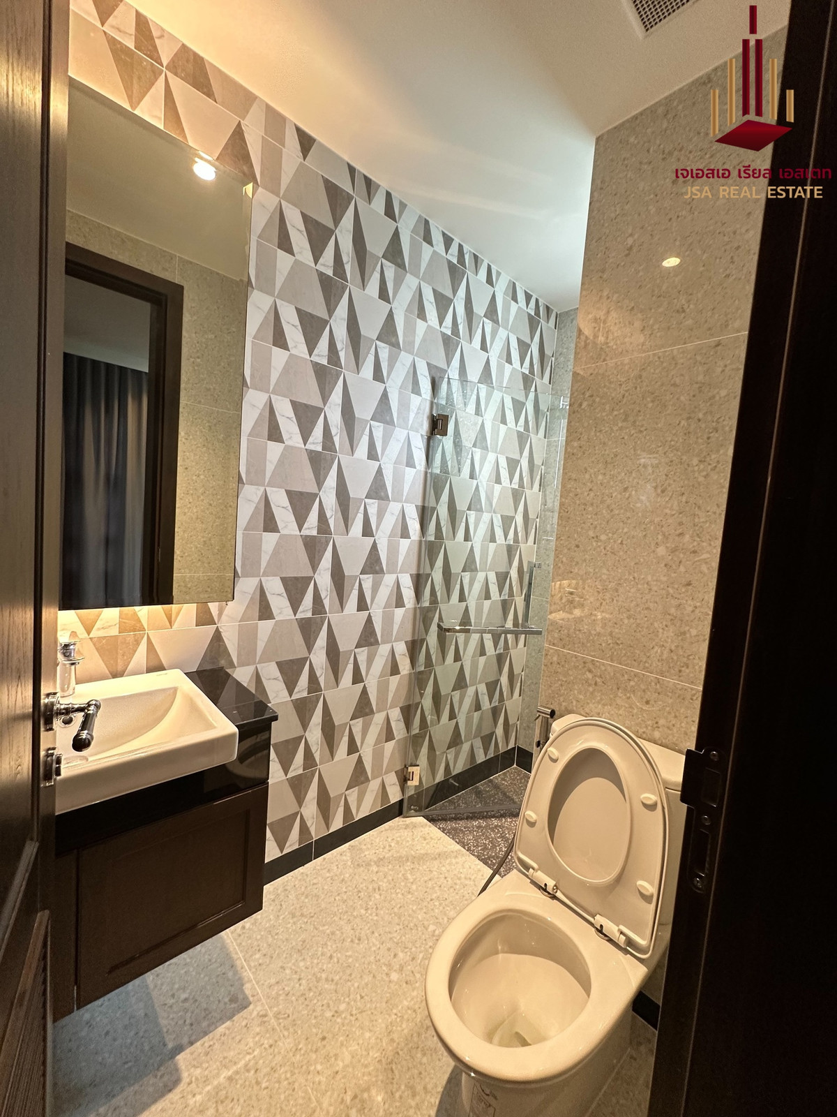 ให้เช่าบ้านลาดกระบัง สุวรรณภูมิ : ✨ For Rent: Perfect Masterpiece Sukhumvit 77 ✨  💰 Only 250,000THB/month