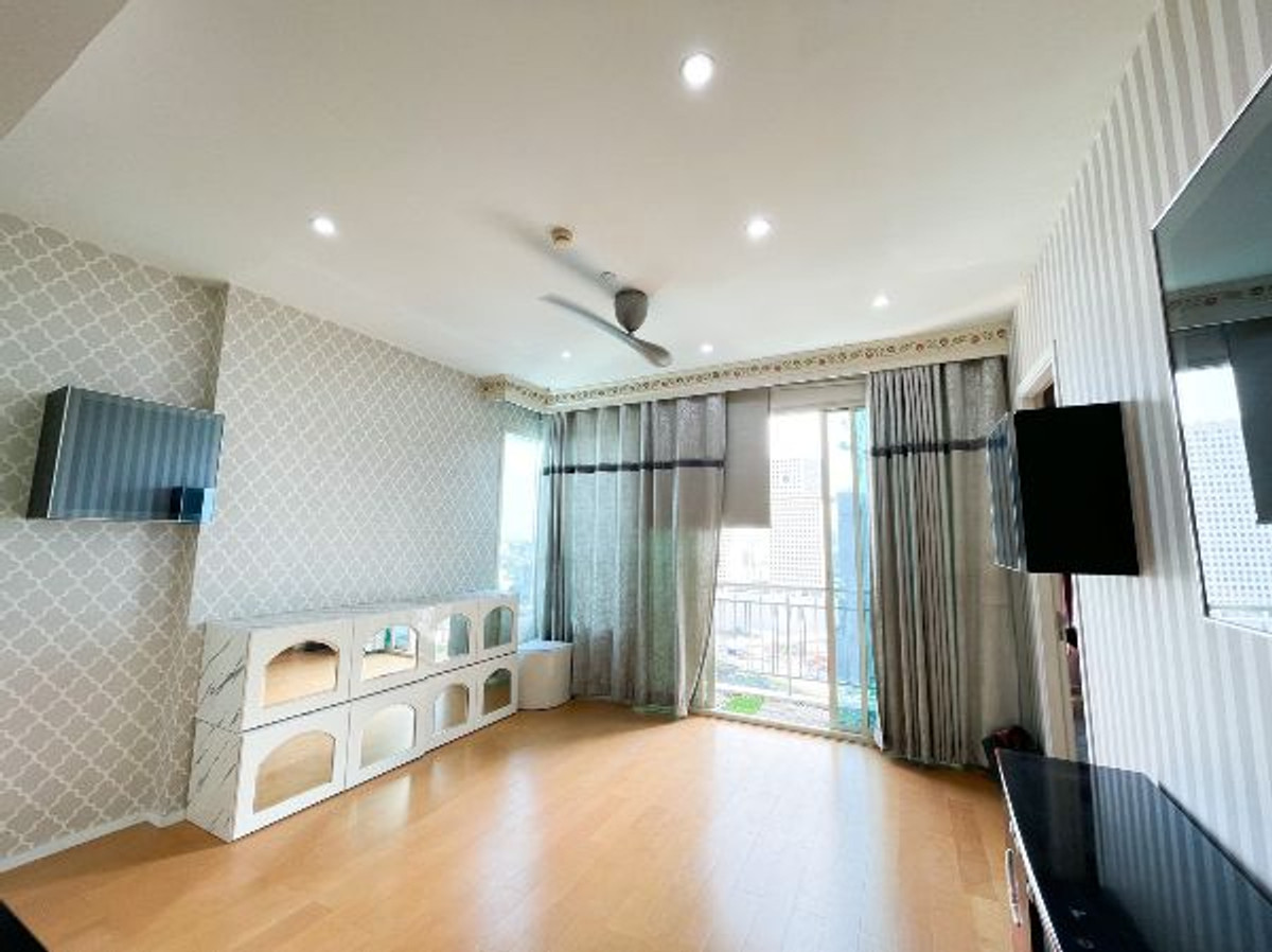 For SaleCondoKasetsart, Ratchayothin : Big, beautiful room, view of the Elephant Building Fully furnished, best price!!⭐Wind Ratchayothin (Wind Ratchayothin)