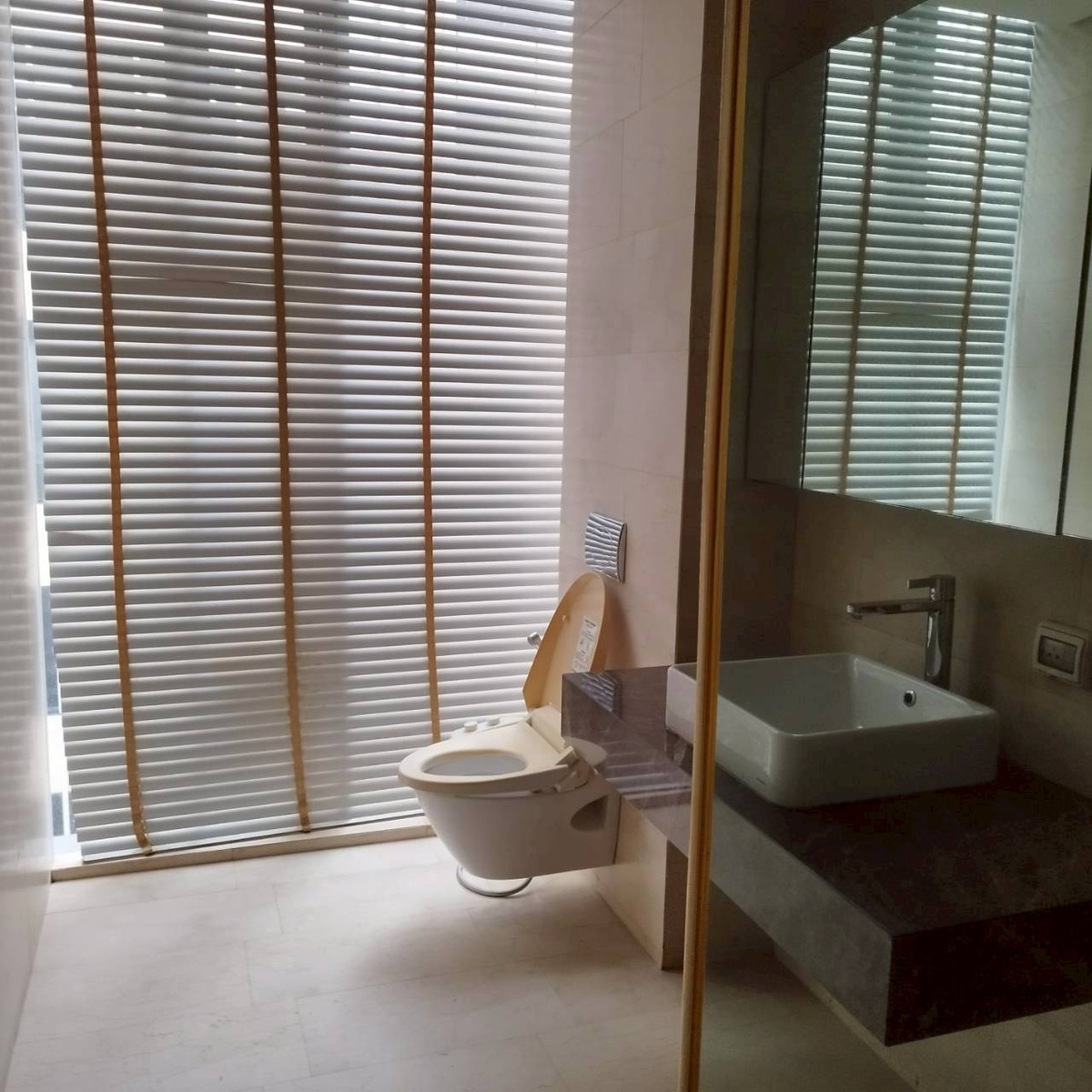 For SaleCondoSilom, Saladaeng, Bangrak : For Sale!! Best Price!! Stunning Luxury Saladaeng Residence MD-25059352