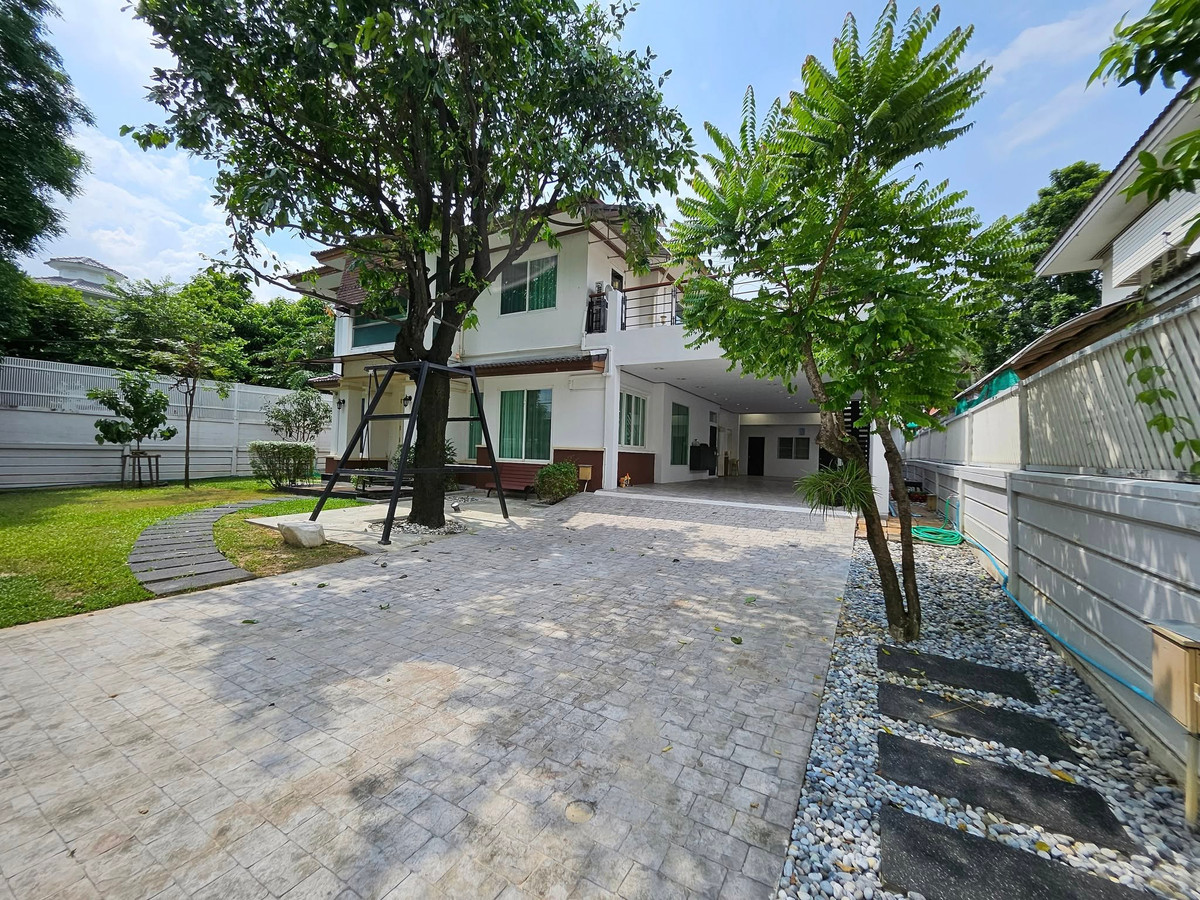 For RentHouseLadprao101, Happy Land, The Mall Bang Kapi : S04-0032 Single house for rent in Baan Ladprao Exclusive and Residence.