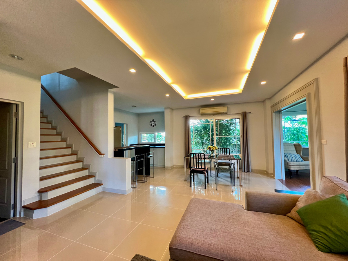 ให้เช่าบ้านพัฒนาการ ศรีนครินทร์ : ให้เช่า บ้านเดี่ยว 2 ชั้น Mantana Rama 9 – Srinakarin | บ้านไซส์ใหญ่ที่สุดในโครงการ | ที่ดิน 91.5 ตร.วา | ฟังก์ชันครบ เหมาะสำหรับครอบครัว