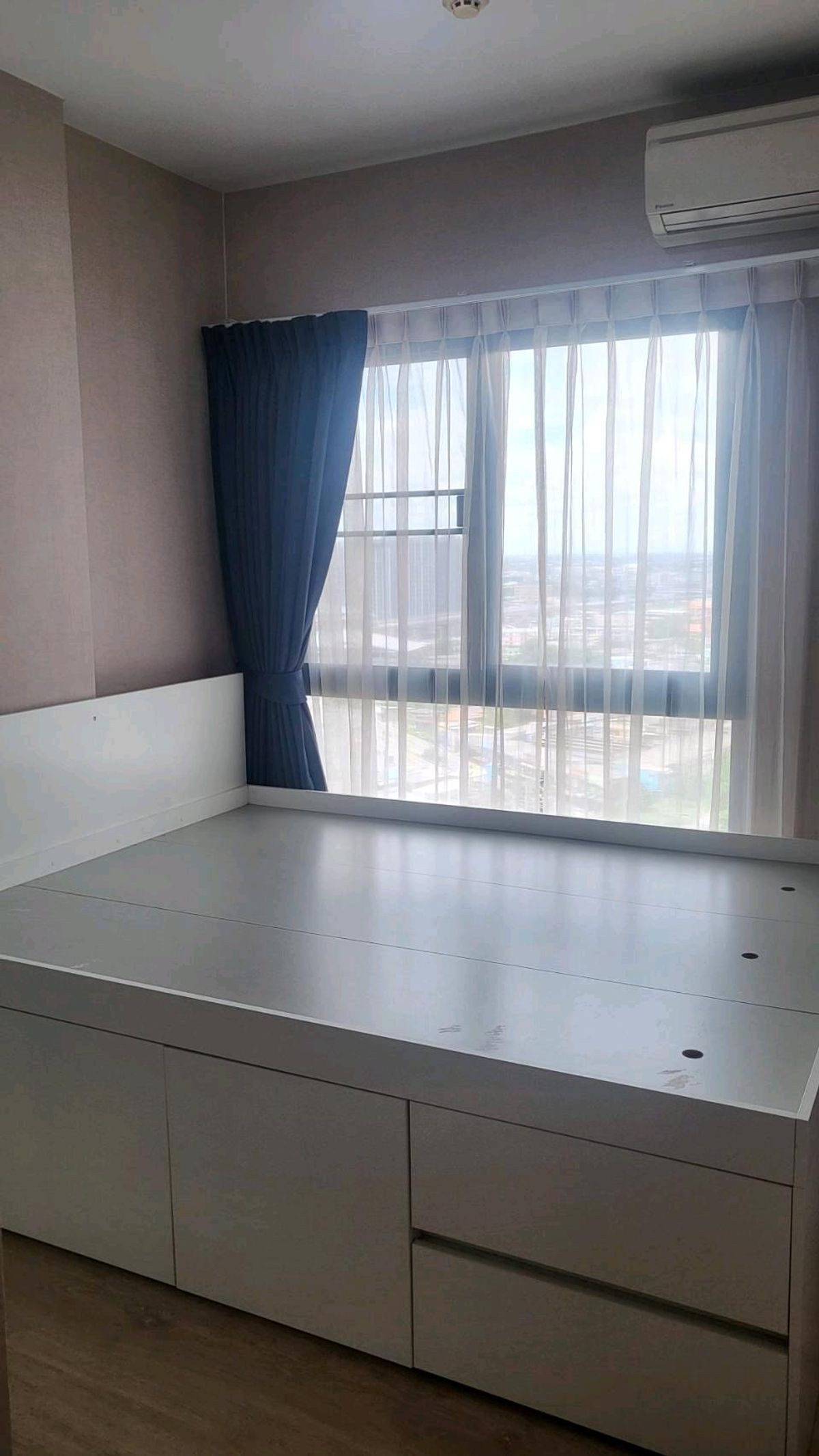 CondoThaphra, Talat Phlu, Wutthakat : The Parkland Phetkasem Thapra【𝐒𝐄𝐋𝐋 & 𝐑𝐄𝐍𝐓】🔥Cream tones, earth tones, clean, simple but look expensive with furniture details🔥 Contact Line ID: @hacondo