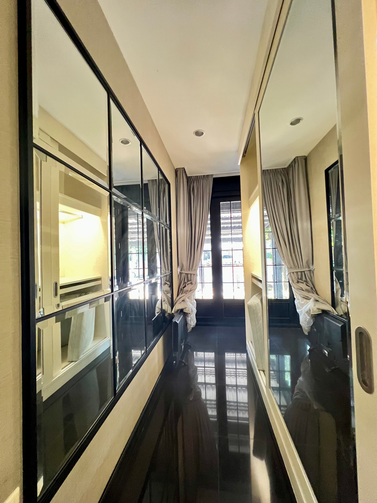 ให้เช่าบ้านพัฒนาการ ศรีนครินทร์ : ให้เช่า บ้านเดี่ยว 2 ชั้น Mantana Rama 9 – Srinakarin | บ้านไซส์ใหญ่ที่สุดในโครงการ | ที่ดิน 91.5 ตร.วา | ฟังก์ชันครบ เหมาะสำหรับครอบครัว