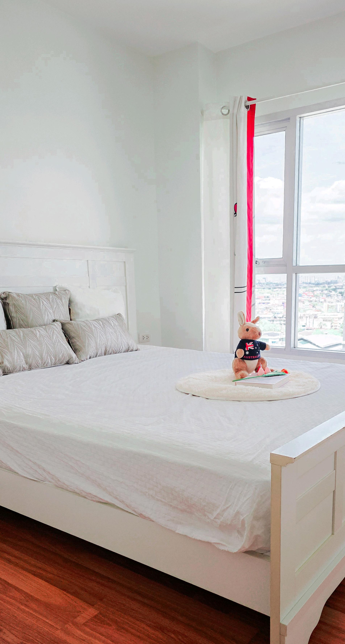 For SaleCondoPinklao, Charansanitwong : Condo with city view near MRT Bang Yi Khan, 1 bedroom, large size 35 square meters, price 1.89, cheapest in the Pinklao area.