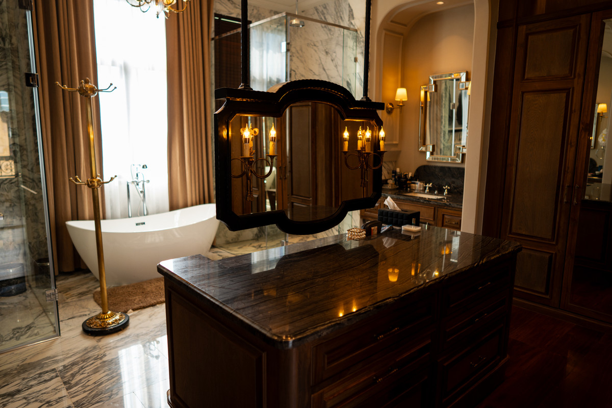 For SaleHousePak Chong KhaoYai : The Art of Living – Toscana Valley Khaoyai, an Ultra Luxury mansion designed to be more than a “home”, this is a work of art that you can actually live in, on an area of ​​826 sq m and a usable area of ​​over 2,000 sq m in Italian–Tuscany style.