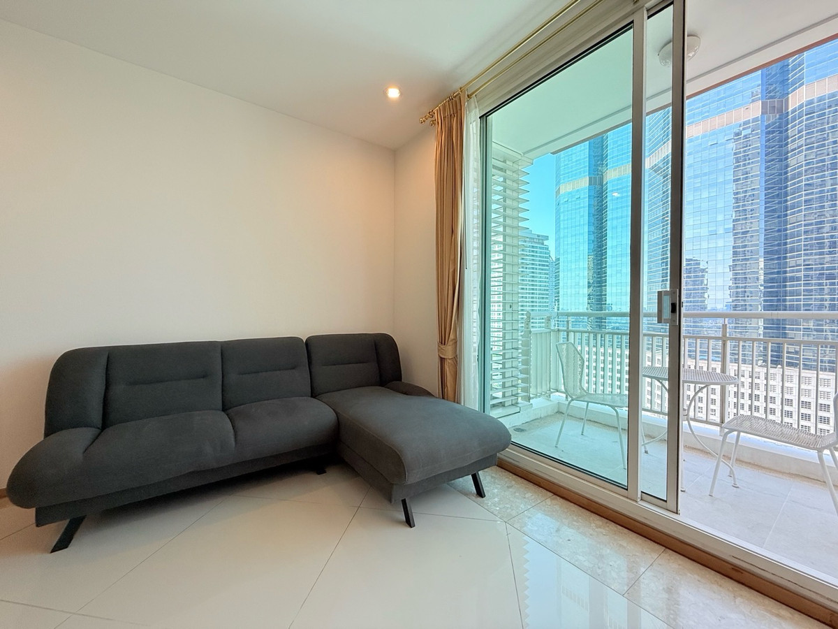 ให้เช่าคอนโดสาทร นราธิวาส : ให้เช่า 1 นอน The Empire Place ห้องใหม่ พร้อมอยู่ BTS ช่องนนทรี 