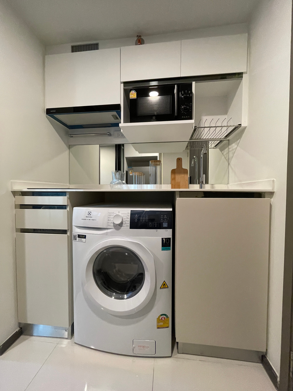 For SaleCondoRama9, Petchburi, RCA : Condo for sale Knightsbridge Space Rama 9, function 2 bedrooms, 1 bathroom, High Rise condo, luxury style, in the heart of New-CBD Rama 9, near MRT Rama 9 / large office / complete shopping center.