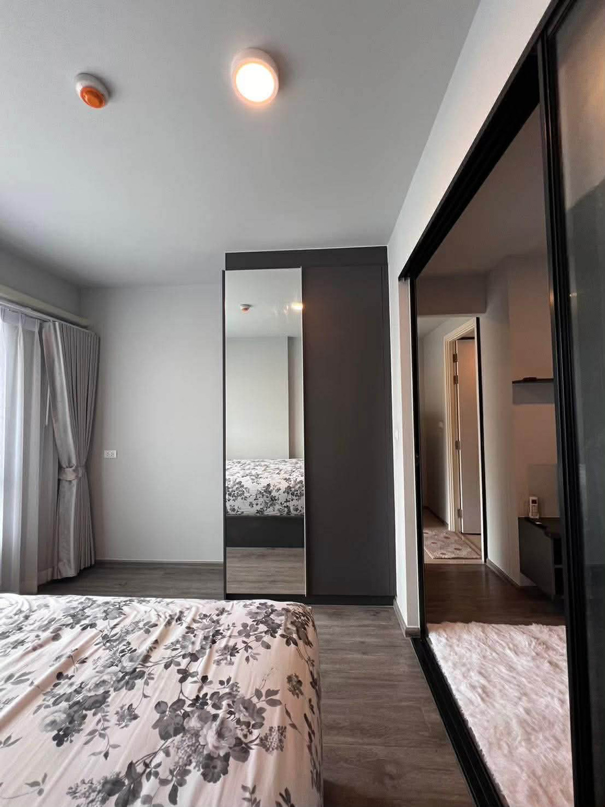 ให้เช่าคอนโดพระราม 9 เพชรบุรีตัดใหม่ RCA : ช้าไม่ได้แล้ว 🔥🔥ให้เช่า Monte พระราม 9 ห้องสวย ห้องใหม่เฟอร์ครบจัดเต็ม‼️พร้อมเข้าอยู่ (ตอบแชทไวมาก)