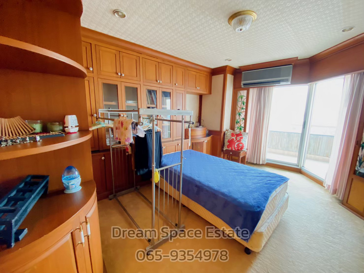 ขายคอนโดปิ่นเกล้า จรัญสนิทวงศ์ : 🌊 ขายคอนโดหรู Bangkok River Marina 300.24 ตร.ม. ริมเจ้าพระยา — Rare Deal ที่หาไม่ได้บ่อย!