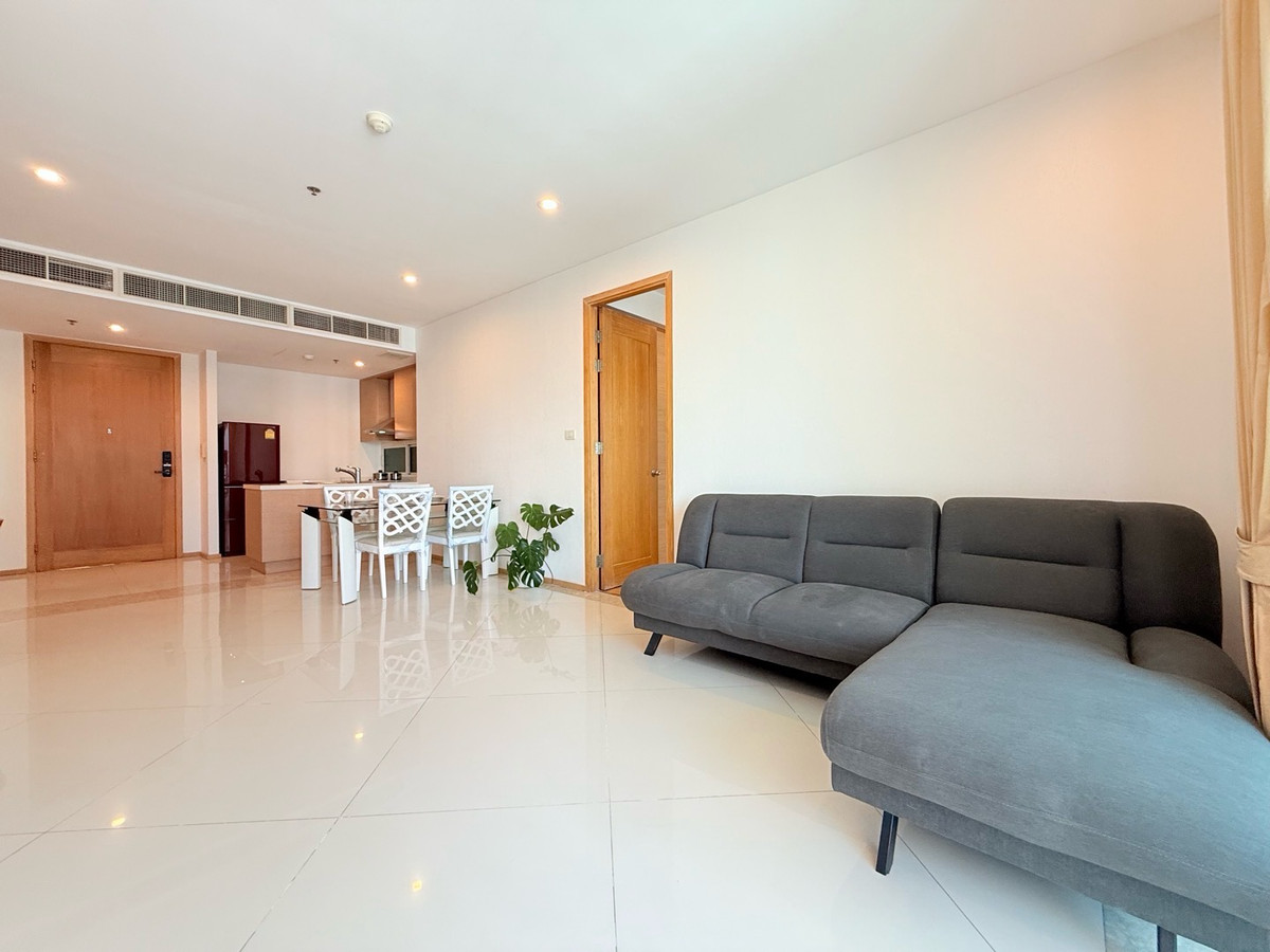 ให้เช่าคอนโดสาทร นราธิวาส : ให้เช่า 1 นอน The Empire Place ห้องใหม่ พร้อมอยู่ BTS ช่องนนทรี 