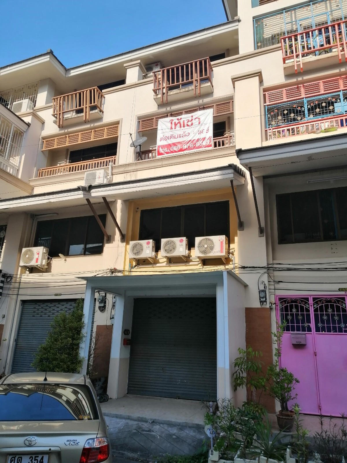 For RentShop HouseRama 2, Bang Khun Thian : Commercial building for rent, 4 floors, 1 unit, Thonburi Complex Project, Rama II Road, Soi 60.