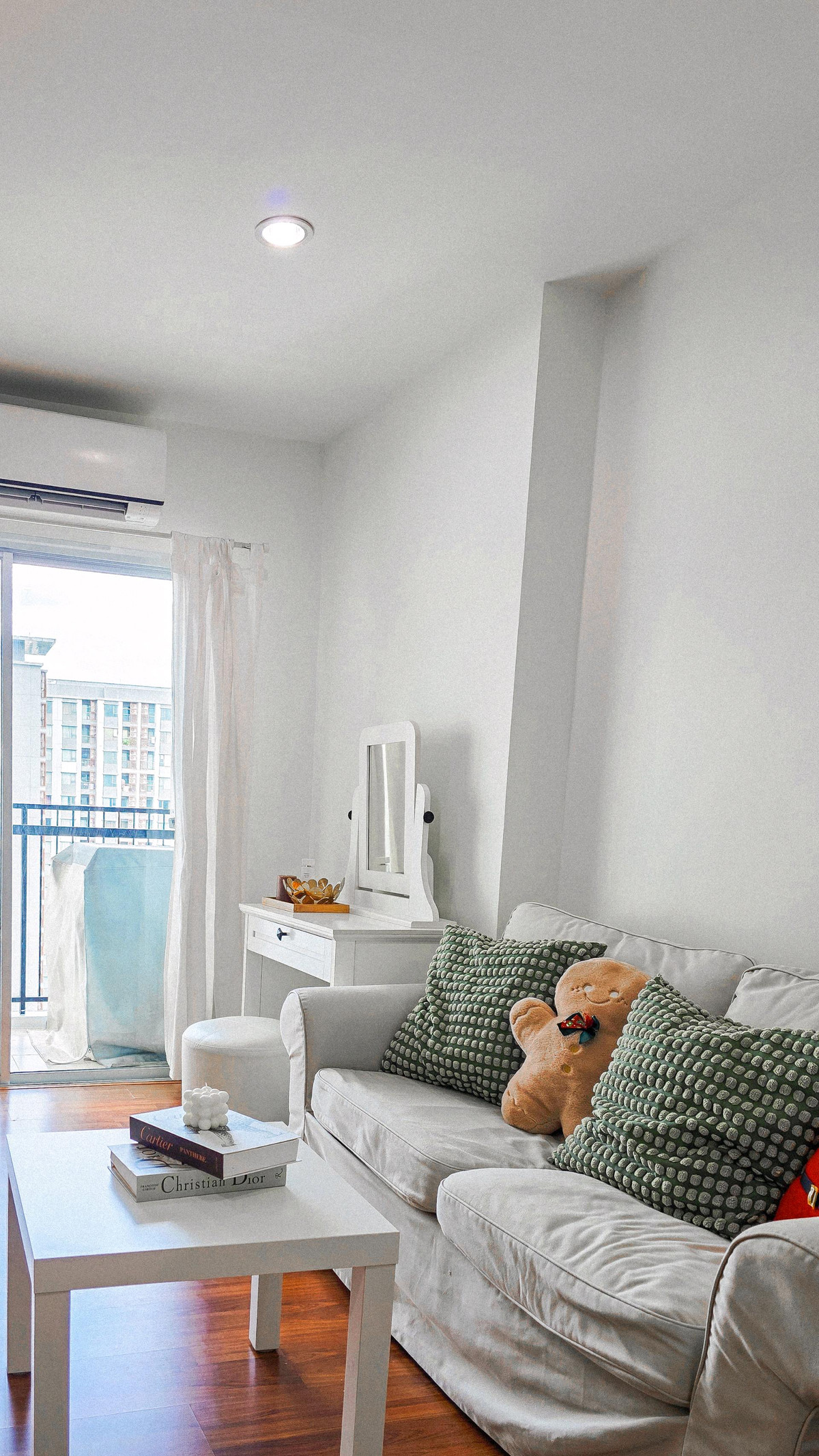 ขายคอนโดปิ่นเกล้า จรัญสนิทวงศ์ : คอนโดห้องวิวเมือง ใกล้ MRT บางยี่ขัน 1 ห้องนอน ขนาดใหญ่ 35 ตารางเมตร ราคา 1.89 ถูกสุดในย่านปิ่นเกล้า