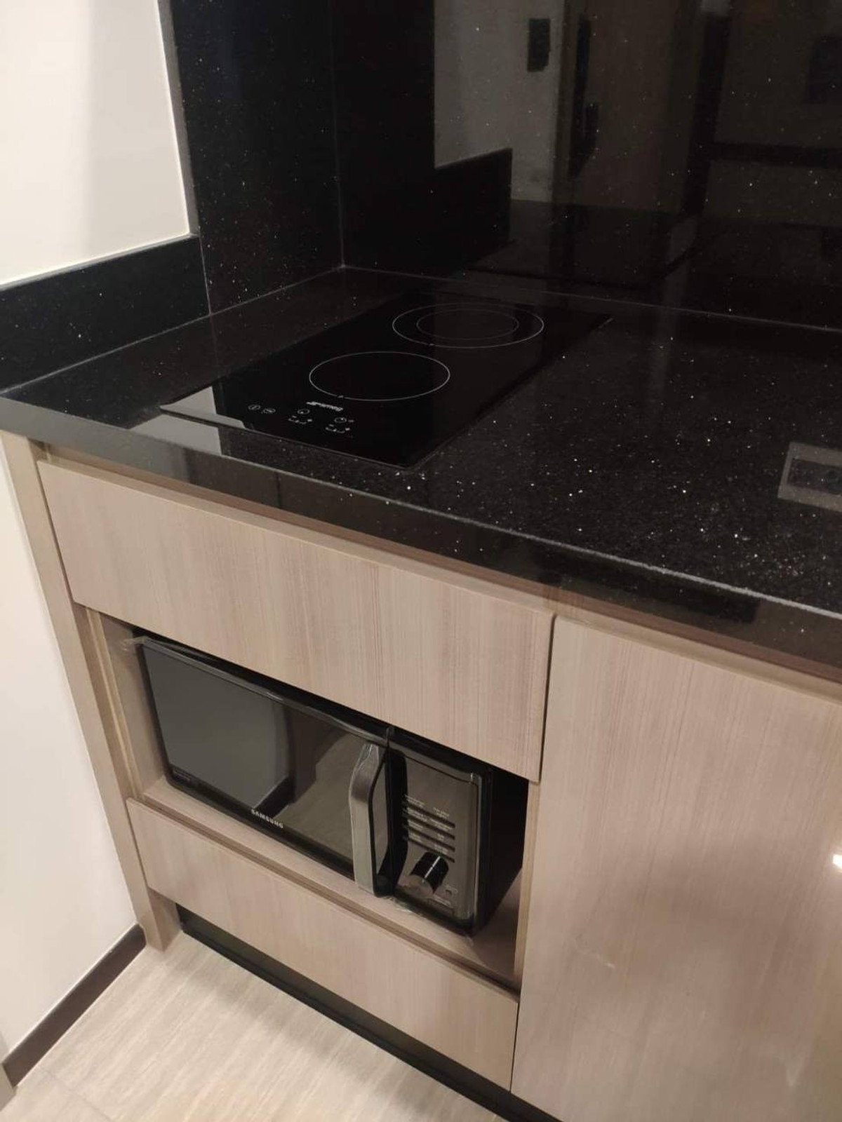 For RentCondoRatchathewi,Phayathai : The Line Ratchathewi【𝐑𝐄𝐍𝐓】🔥Modern luxe, simple, looks expensive but not flashy, fully equipped with amenities🔥 Contact Line ID: @hacondo