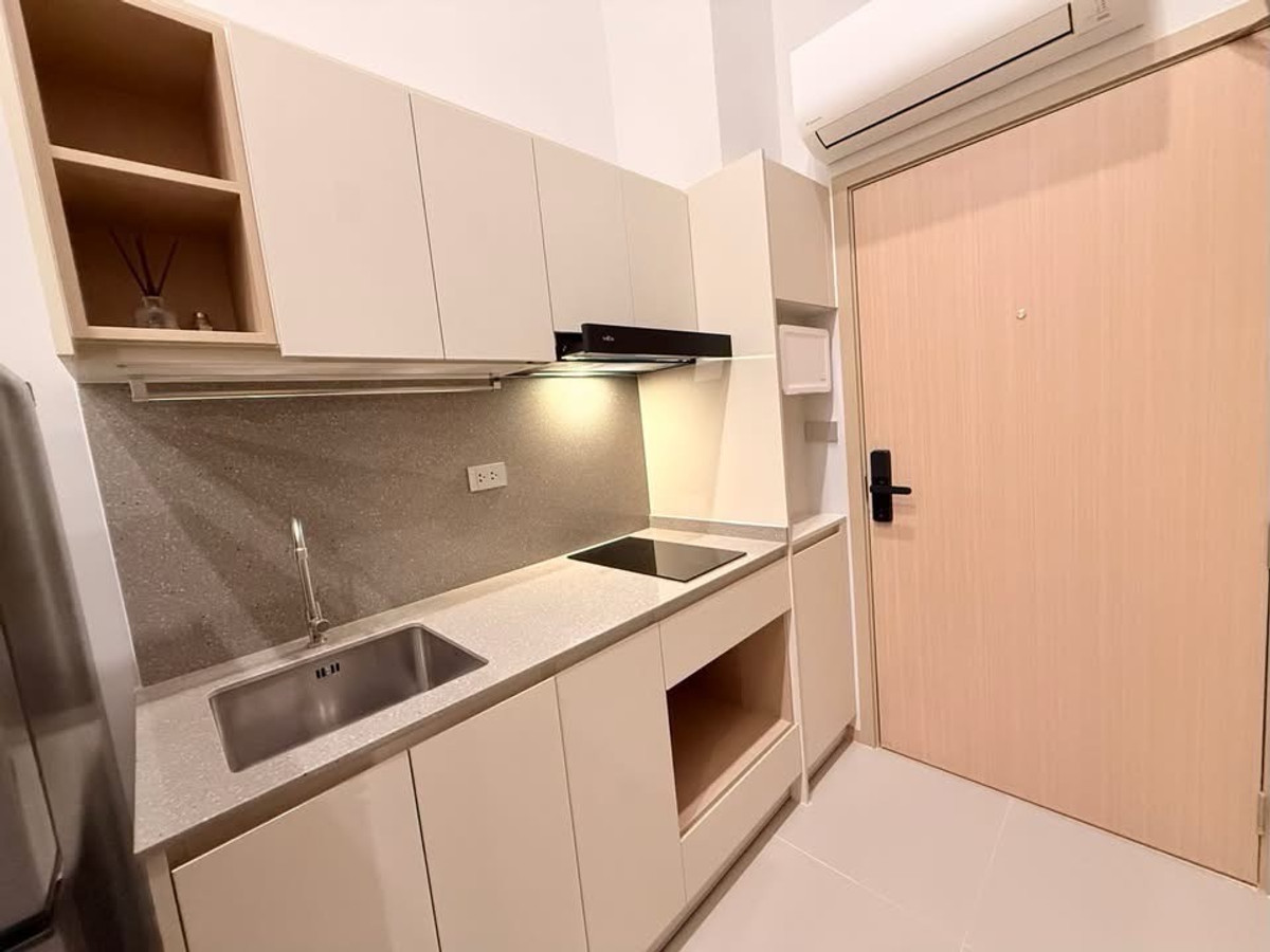 ให้เช่าคอนโดสยาม จุฬา สามย่าน : ห้องไซส์ใหญ่พิเศษ❗️42ตรม. มีโต๊ะทำงานขนาดใหญ่ พร้อมอยู่วันนี้