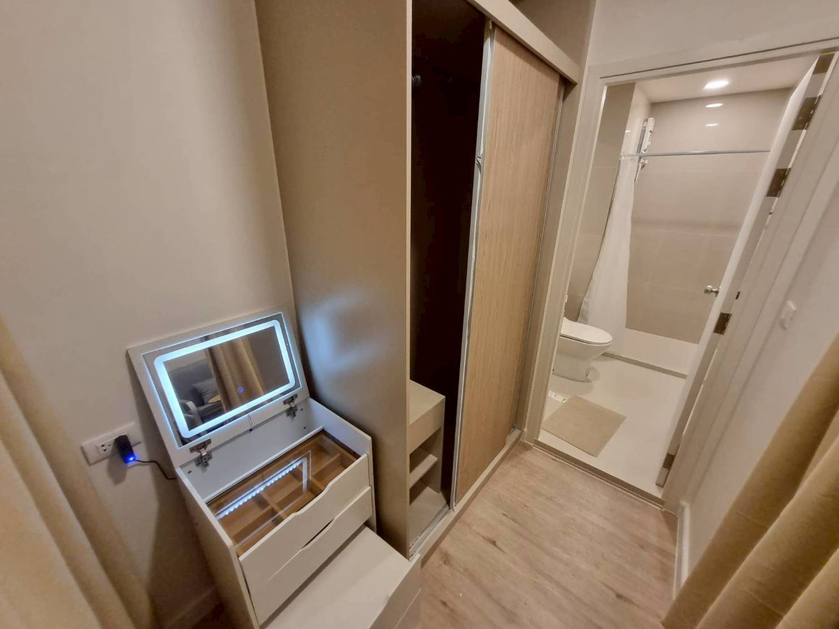 For RentCondoThaphra, Talat Phlu, Wutthakat : Urgent‼️Beautiful room 🔥🔥🔥 For rent Casa Ratchada Tha Phra. Beautiful room exactly as shown in the picture. Fully furnished‼️Ready to move in 20/Dec/68 (Responds to chat very quickly)