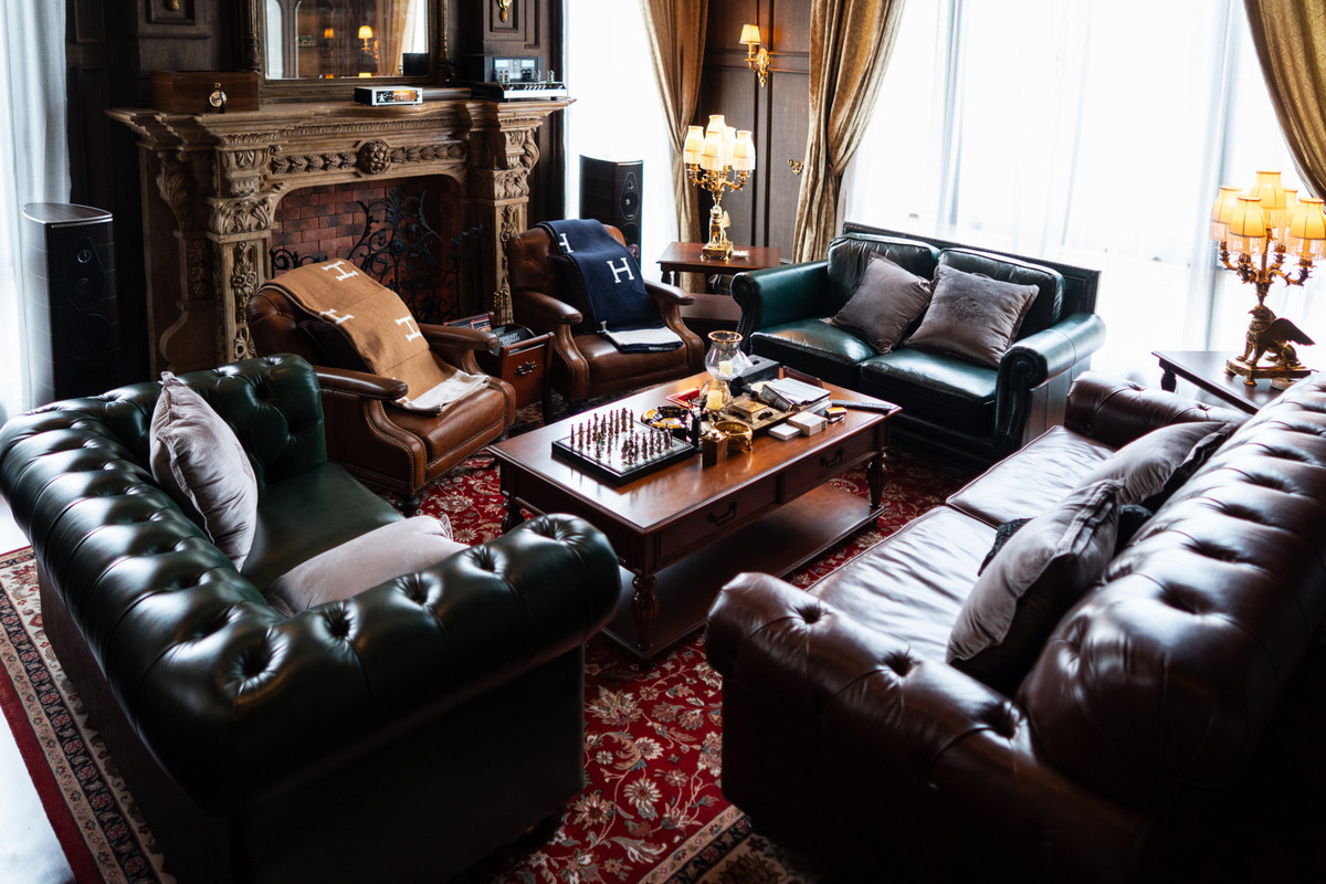 For SaleHousePak Chong KhaoYai : The Art of Living – Toscana Valley Khaoyai, an Ultra Luxury mansion designed to be more than a “home”, this is a work of art that you can actually live in, on an area of ​​826 sq m and a usable area of ​​over 2,000 sq m in Italian–Tuscany style.