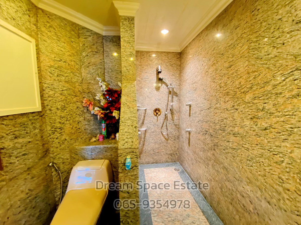 ขายคอนโดปิ่นเกล้า จรัญสนิทวงศ์ : 🌊 ขายคอนโดหรู Bangkok River Marina 300.24 ตร.ม. ริมเจ้าพระยา — Rare Deal ที่หาไม่ได้บ่อย!