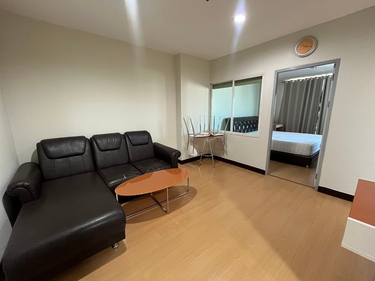 For RentCondoRatchadapisek, Huaikwang, Suttisan : Room in excellent condition, fully furnished!! Condo for rent, Life @ Ratchada-Huai Khwang.