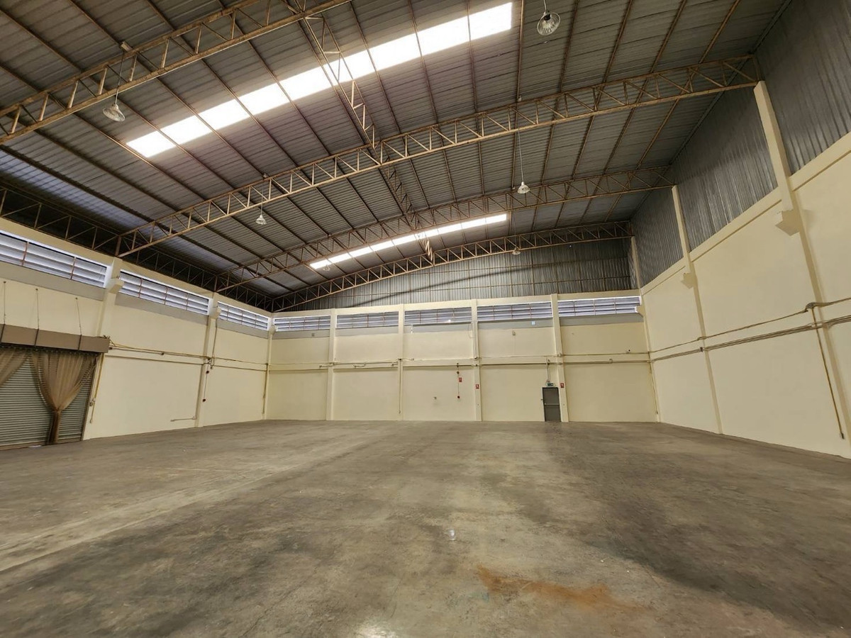 For RentWarehouseSamut Prakan,Samrong : Warehouse for rent, size 1000 sq m., Jongsiri Parland Theparak Project.
