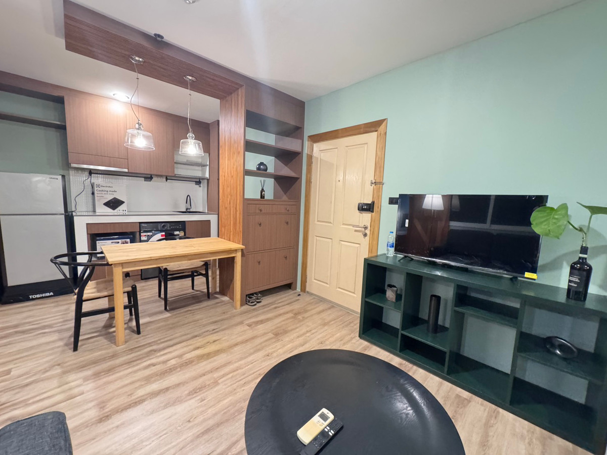 ให้เช่าคอนโดลาดพร้าว เซ็นทรัลลาดพร้าว : Sym Vibha Ladprao Condo ห้องรีโนเวทใหม่ ใกล้ bts หมอชิดและสวนจตุจักร ว่างพร้อมให้เช่า