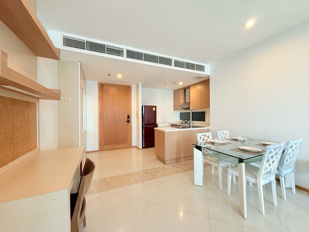 ให้เช่าคอนโดสาทร นราธิวาส : ให้เช่า 1 นอน The Empire Place ห้องใหม่ พร้อมอยู่ BTS ช่องนนทรี 