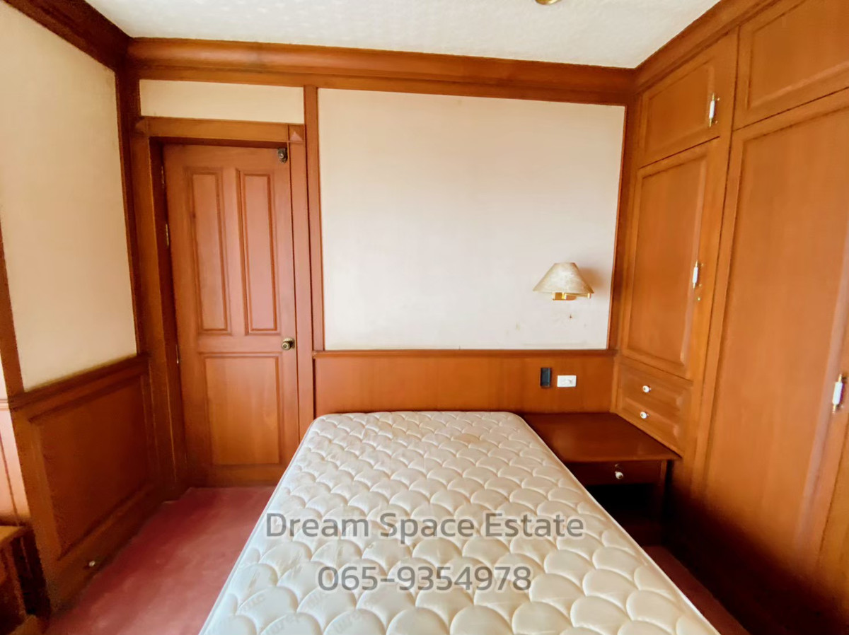 ขายคอนโดปิ่นเกล้า จรัญสนิทวงศ์ : 🌊 ขายคอนโดหรู Bangkok River Marina 300.24 ตร.ม. ริมเจ้าพระยา — Rare Deal ที่หาไม่ได้บ่อย!