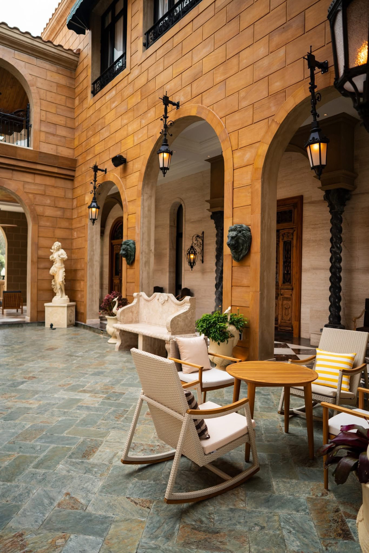 For SaleHousePak Chong KhaoYai : The Art of Living – Toscana Valley Khaoyai, an Ultra Luxury mansion designed to be more than a “home”, this is a work of art that you can actually live in, on an area of ​​826 sq m and a usable area of ​​over 2,000 sq m in Italian–Tuscany style.