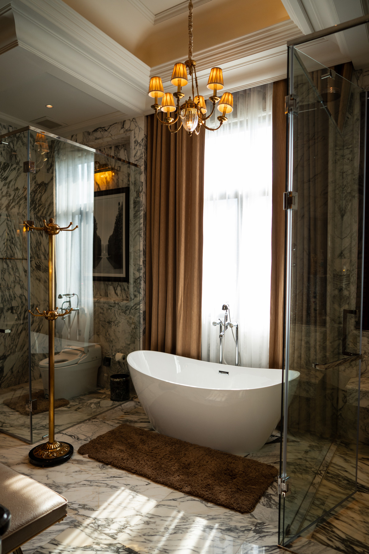 For SaleHousePak Chong KhaoYai : The Art of Living – Toscana Valley Khaoyai, an Ultra Luxury mansion designed to be more than a “home”, this is a work of art that you can actually live in, on an area of ​​826 sq m and a usable area of ​​over 2,000 sq m in Italian–Tuscany style.