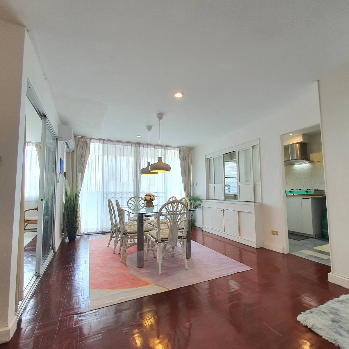 ให้เช่าคอนโดสุขุมวิท อโศก ทองหล่อ : D.S. Tower II Sukhumvit 39 rent 120 sqm 3 beds 2 baths 35,000 per month 