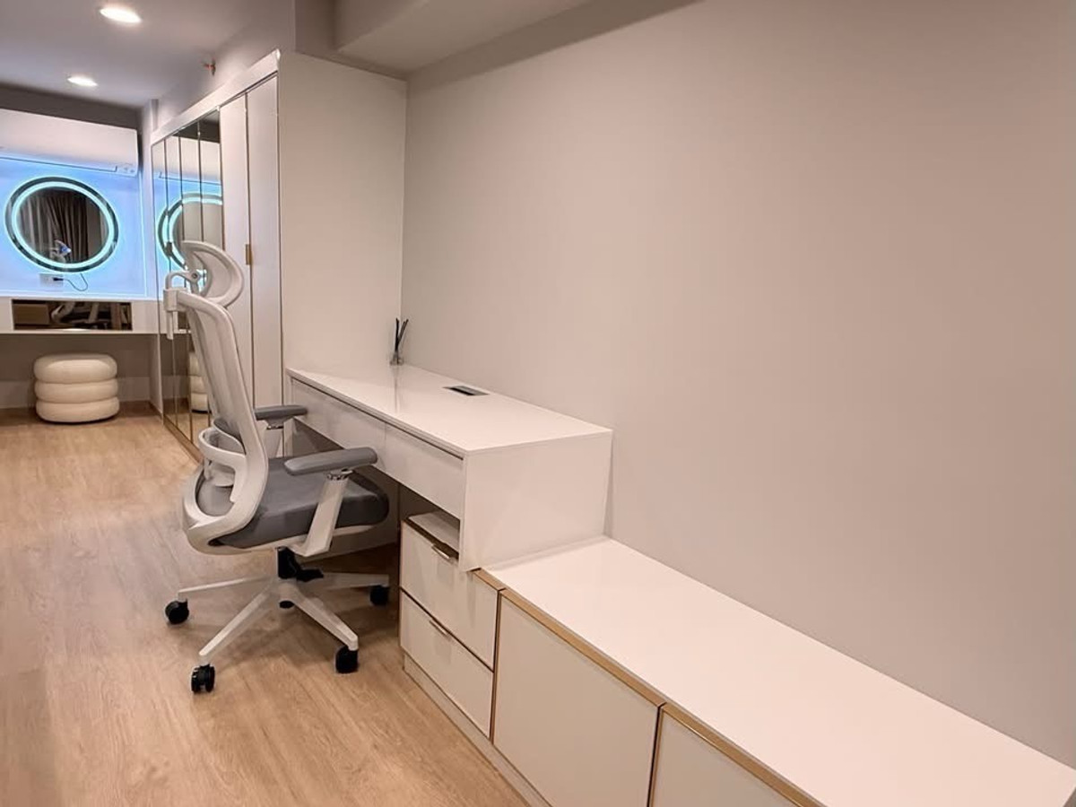 ให้เช่าคอนโดสยาม จุฬา สามย่าน : ห้องไซส์ใหญ่พิเศษ❗️42ตรม. มีโต๊ะทำงานขนาดใหญ่ พร้อมอยู่วันนี้