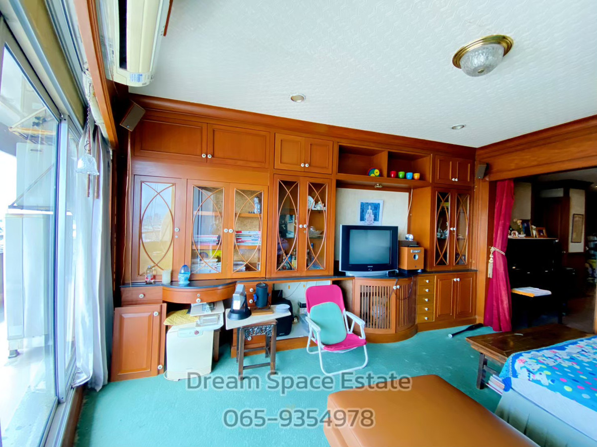 ขายคอนโดปิ่นเกล้า จรัญสนิทวงศ์ : 🌊 ขายคอนโดหรู Bangkok River Marina 300.24 ตร.ม. ริมเจ้าพระยา — Rare Deal ที่หาไม่ได้บ่อย!