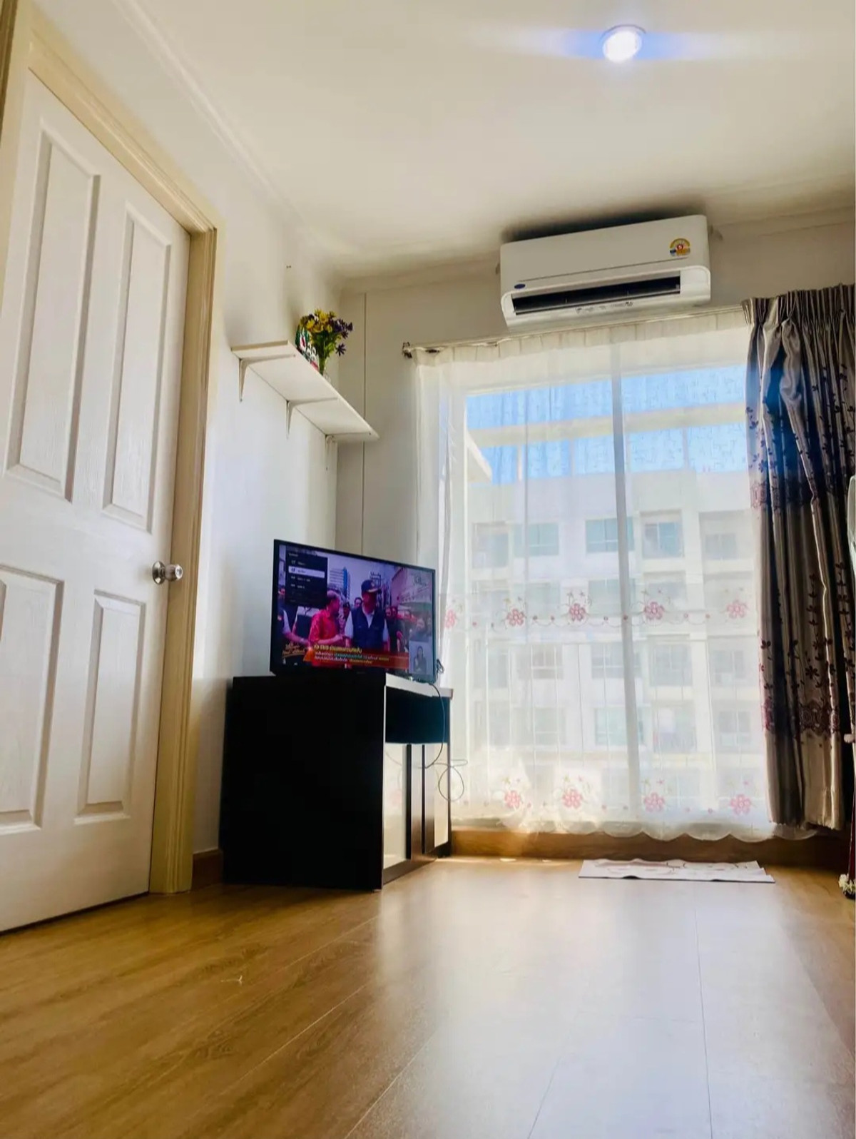 ให้เช่าคอนโดพระราม 3 สาธุประดิษฐ์ : ให้เช่าคอนโด ลุมพินี พาร์ค ริเวอร์ไซด์ พระราม 3 เฟอร์ฯ ครบ วิวแม่น้ำเจ้าพระยา พร้อมอยู่