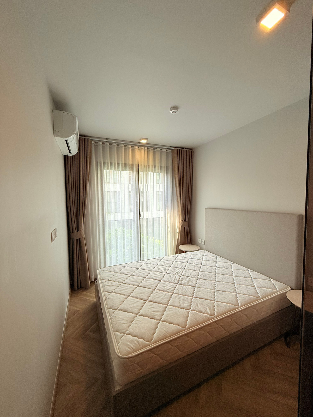 For RentCondoSukhumvit, Asoke, Thonglor : Urgent for rent!! Ready to move in on December 1, 2025, near BTS Thonglor, pool view room / reserve first, get first served✨Chapter Thonglor 25