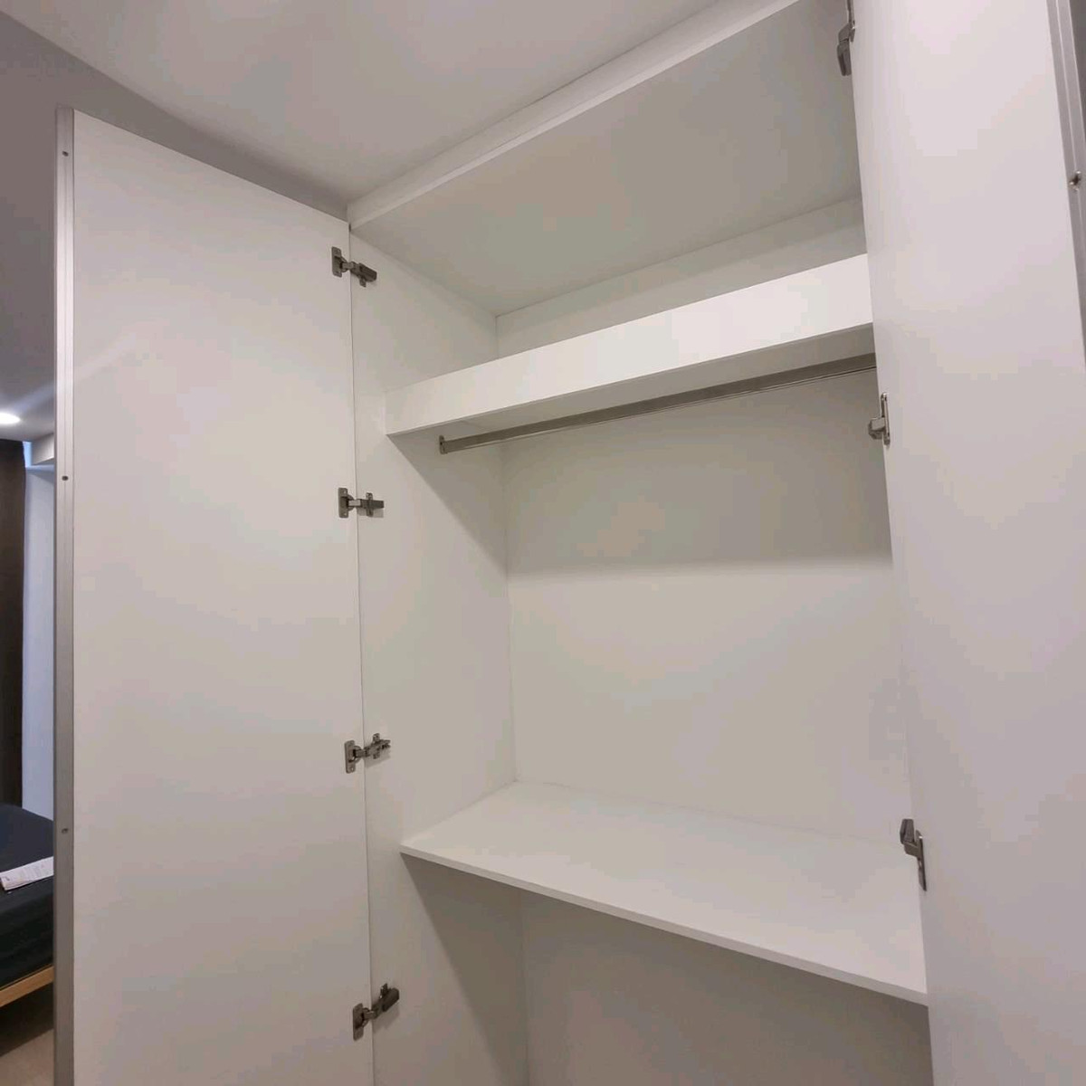 For RentCondoSukhumvit, Asoke, Thonglor : 🔥For urgent rent 🔥Noble Ambience Sukhumvit 42, beautiful room, decorated in a minimalist style, located in the heart of the city, convenient transportation, near BTS Ekkamai ❗