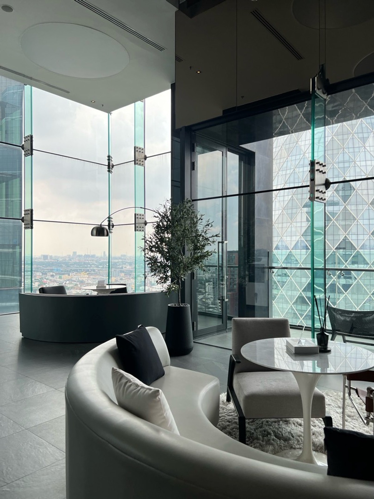 ให้เช่าคอนโดอารีย์ อนุสาวรีย์ : 🔥ให้เช่าด่วน🔥Noble Around Ari ห้องใหม่ สวย เฟอร์นิเจอร์ครบ เดินทางสะดวก ติด BTS อารีย์ ❗