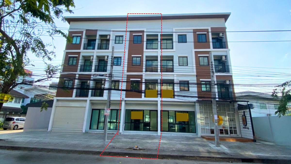 For SaleShop HouseLadprao101, Happy Land, The Mall Bang Kapi : Commercial building for sale, new condition, never used, 4 floors (Mix-Use), good for doing business. Its worth investing in and renting out. Soi Lat Phrao 107 is ready for immediate use.