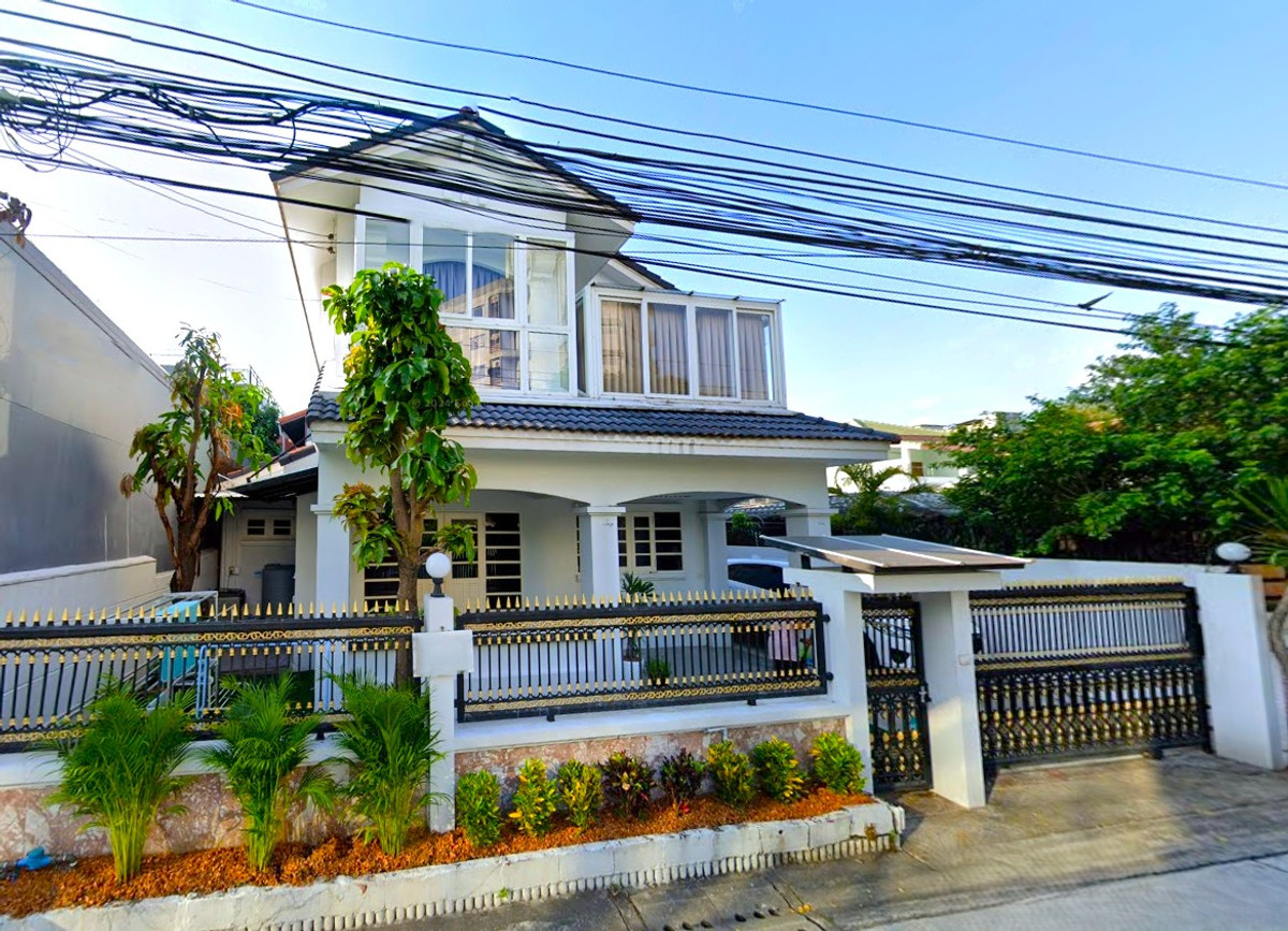 ให้เช่าบ้านลาดพร้าว เซ็นทรัลลาดพร้าว : H0785♛ให้เช่า บ้านเดี่ยว 3 ห้องนอน⚝รัชดา-ลาดพร้าว♜MRTภาวนา∞099-5919653,065-9423251▚Line@sureresidence