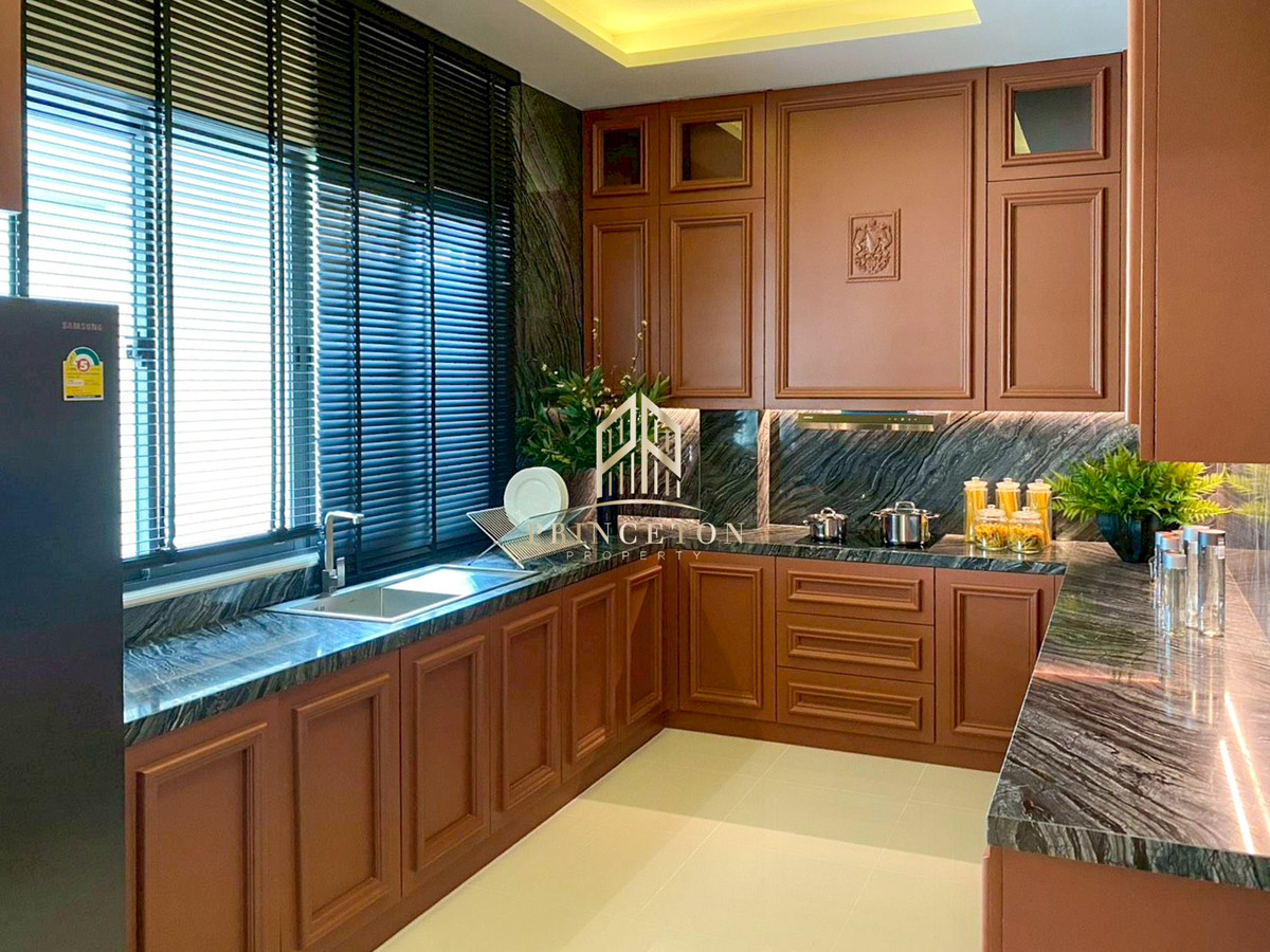 ให้เช่าบ้านบางนา แบริ่ง ลาซาล : แกรนด์ บางกอก บูเลอวาร์ด สุขุมวิท - ศรีนครินทร์  ใกล้เมกะบางนา  📞092-4252445 Grand Bangkok Boulevard Sukhumvit–Srinakarin