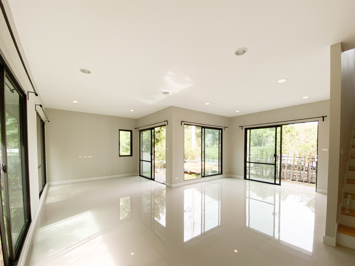 For RentHousePhutthamonthon, Salaya : Single house Pave Pinklao - Salaya / 5 bedrooms (FOR RENT), Pave Pinklao - Salaya / Detached House 5 Bedrooms (FOR RENT) BALL076