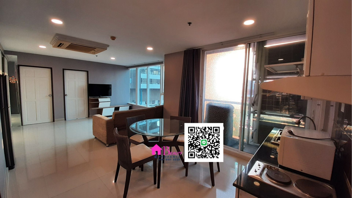 ให้เช่าคอนโดสุขุมวิท อโศก ทองหล่อ : ให้เช่า 2 ห้องนอน ทำเลอโศก  “ห้องใหญ่ คุ้มค่า วิวสระ ลมดี” โทร/ไลน์ 081 091 3231 Sukhumvit Living Town